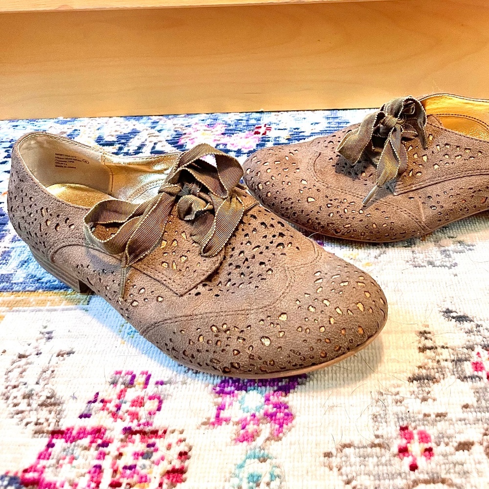 Not Rated Lace-up Brown Women's Shoes size 9
